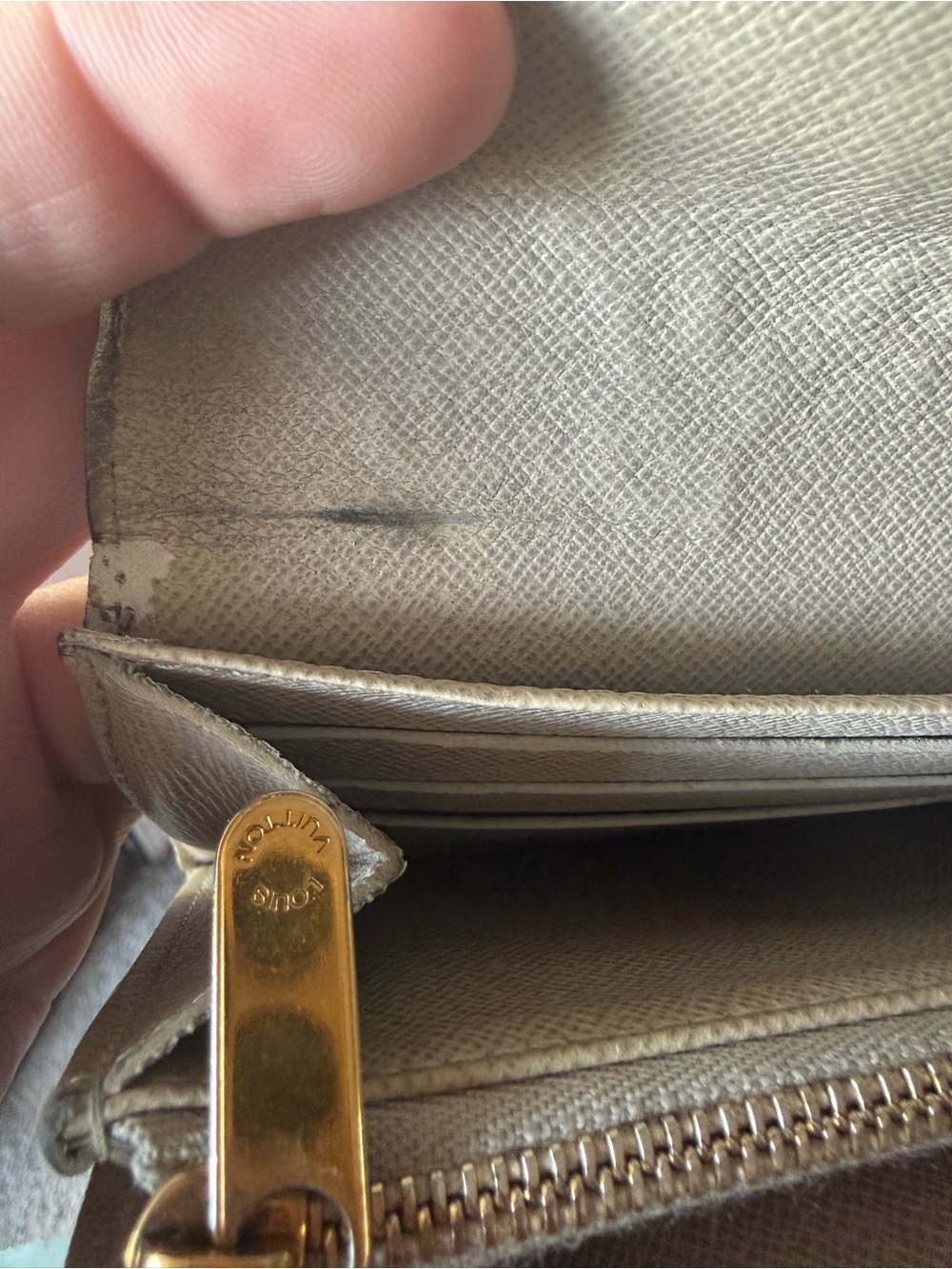 Louis Vuitton Monogram Dentelle Sarah Wallet – Authentic Vintage - Picture 4 of 6